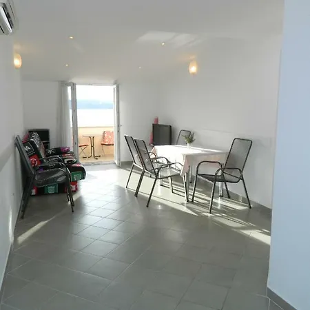 Mihael Apartment Brela Exterior photo